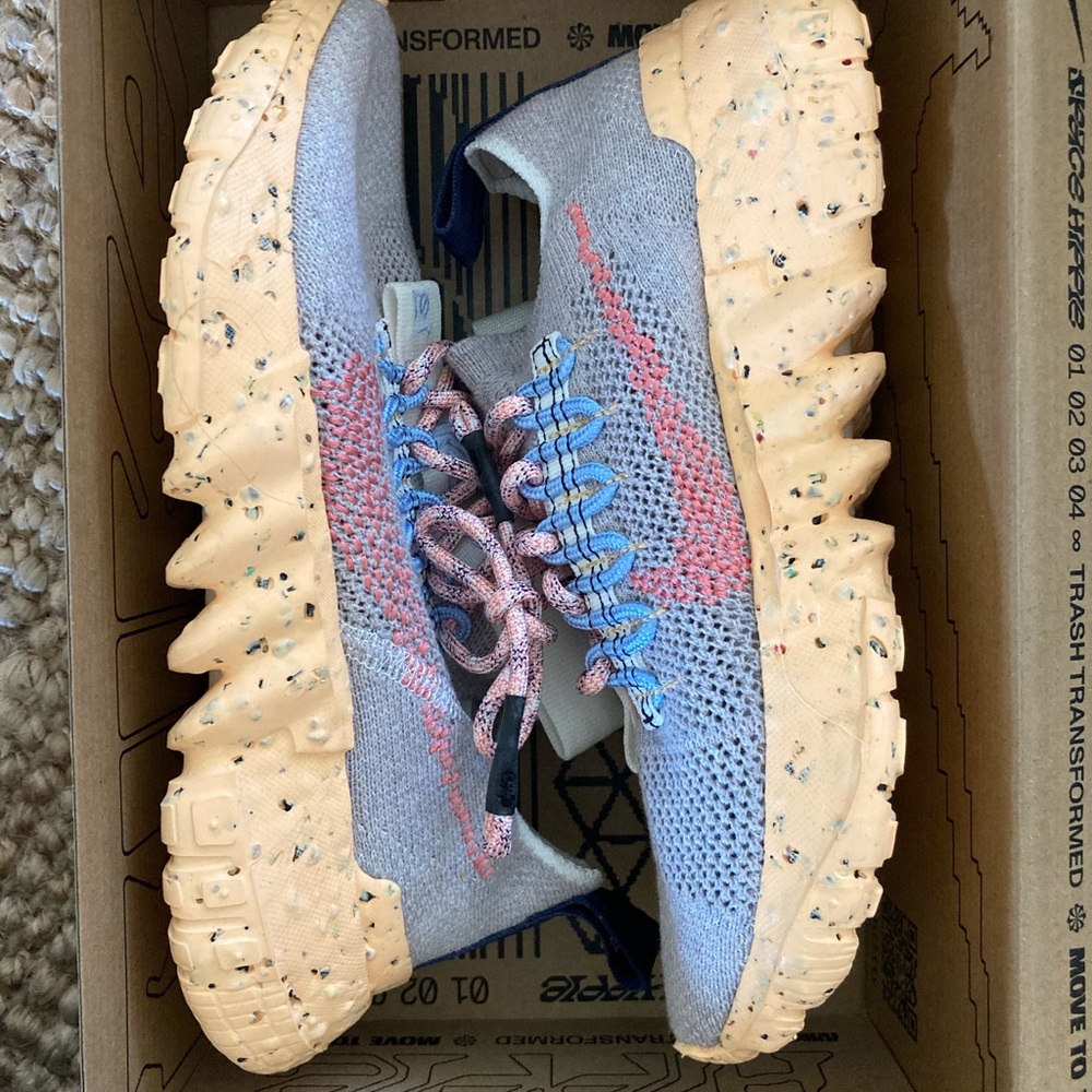 NIB Nike Space Hippie 01 in Vast Grey/ Summit White (W5.5/M4)